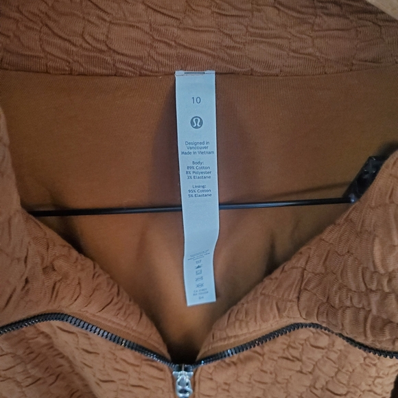 Lululemon Rippled Full Zip Jacket Size 10 - Picture 8 of 8